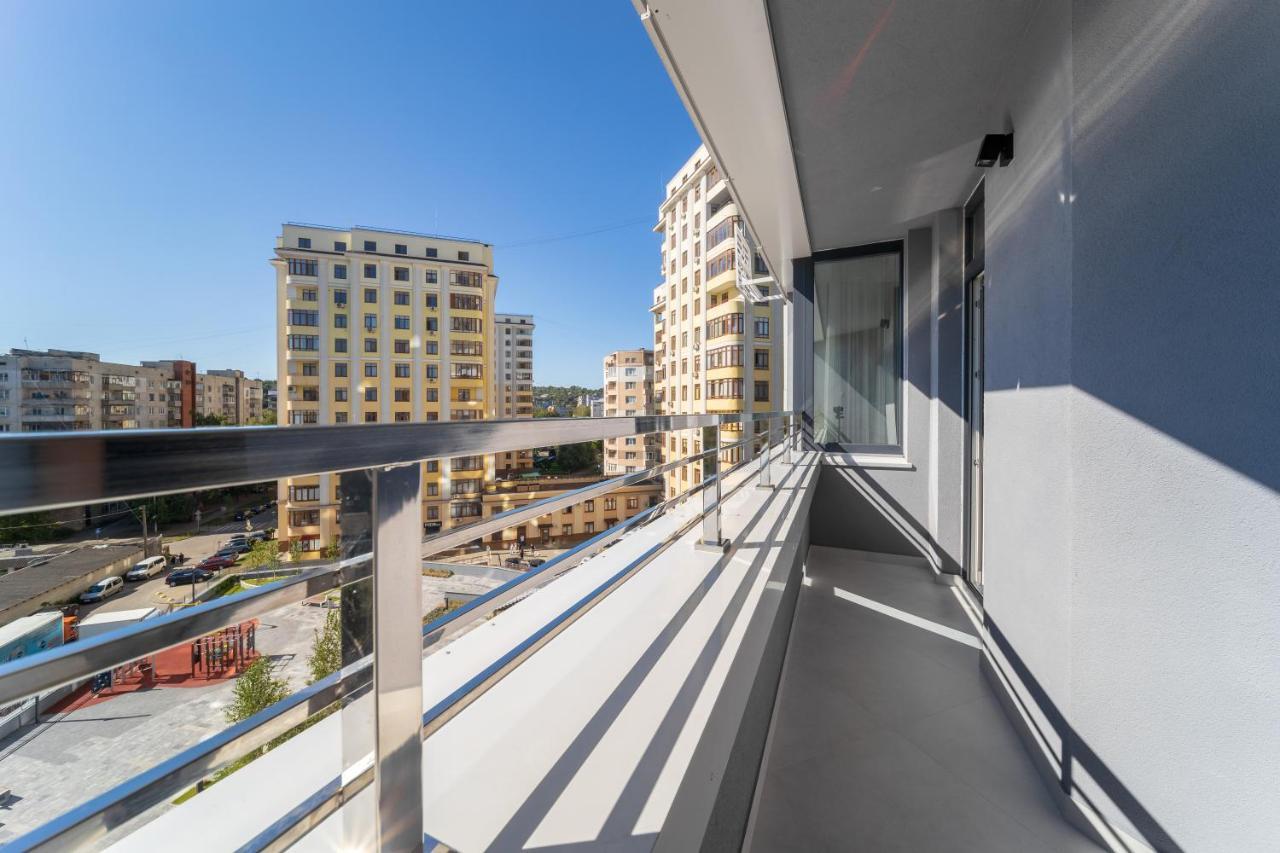 77 Views Apartments By Inshi Lviv Ngoại thất bức ảnh