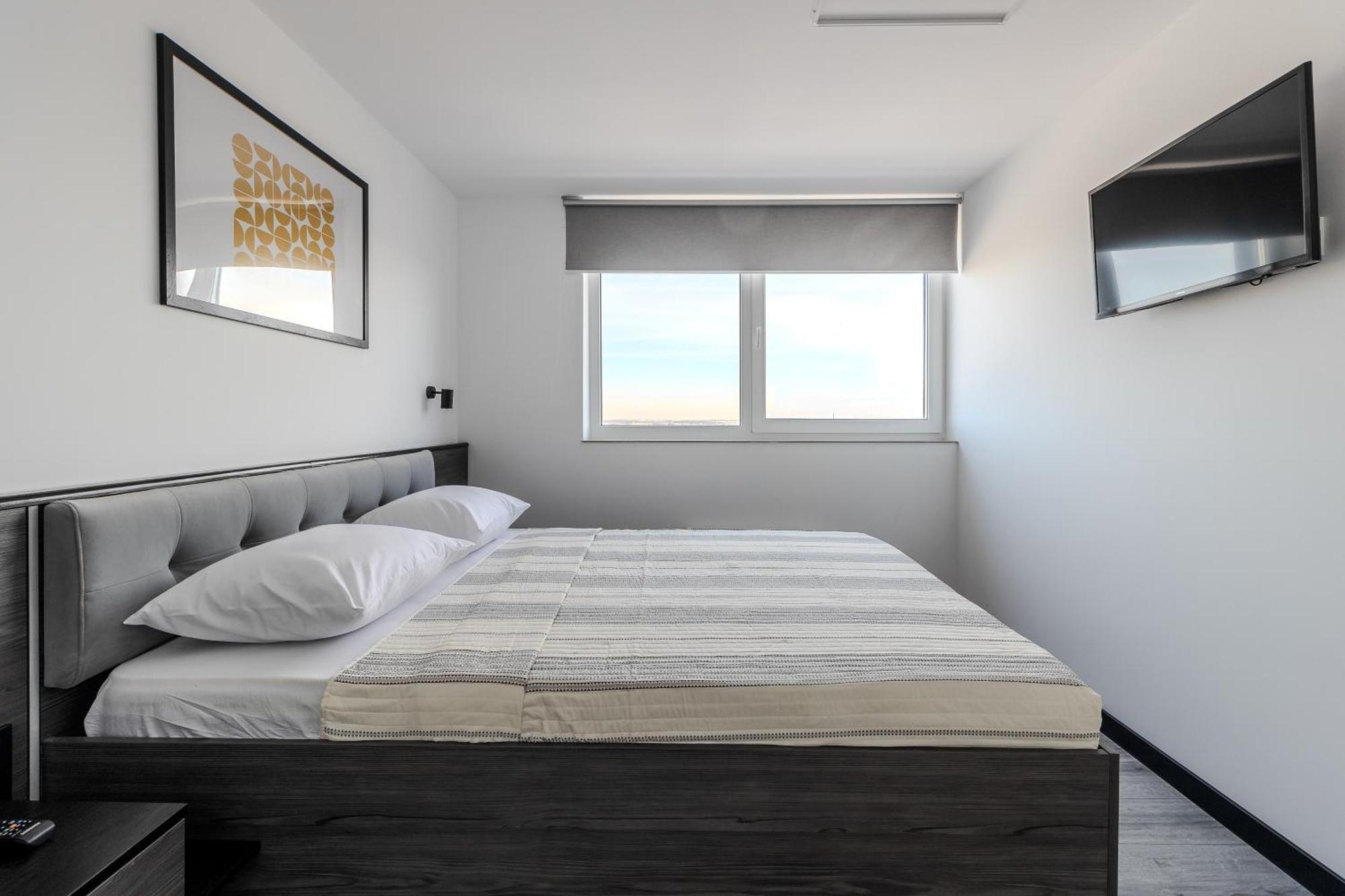 77 Views Apartments By Inshi Lviv Ngoại thất bức ảnh